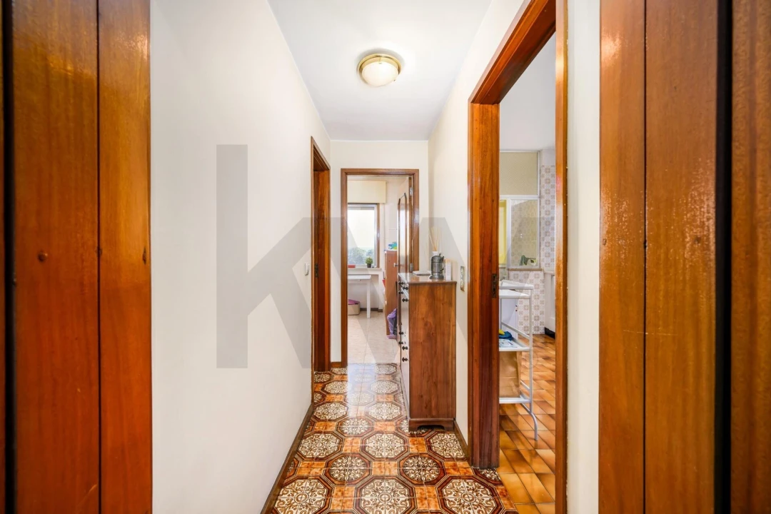 Apartamento T4 para Venda em Mafamude e Vilar do Paraíso Foto 9