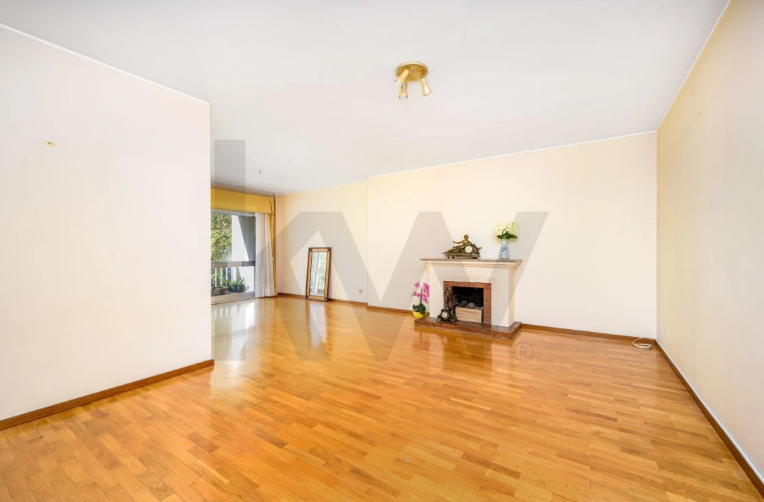 Apartamento T4 para Venda em Mafamude e Vilar do Paraíso Foto 4