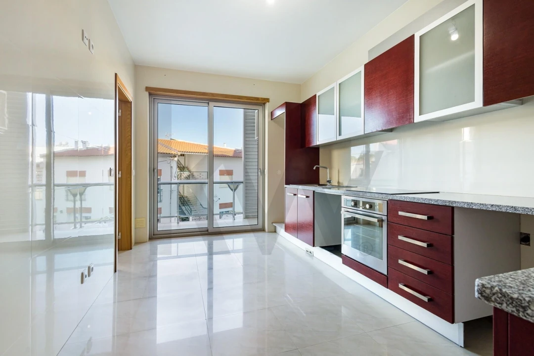 Apartamento T3 para Venda em São Martinho do Porto Foto 7