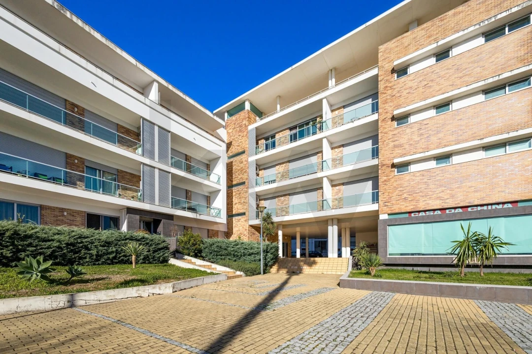 Apartamento T3 para Venda em São Martinho do Porto Foto 1