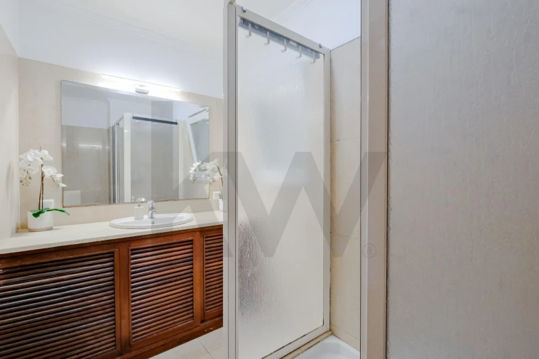 Apartamento T3 para Venda em Cascais e Estoril Foto 37