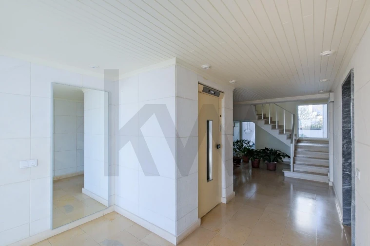 Apartamento T3 para Venda em Cascais e Estoril Foto 27