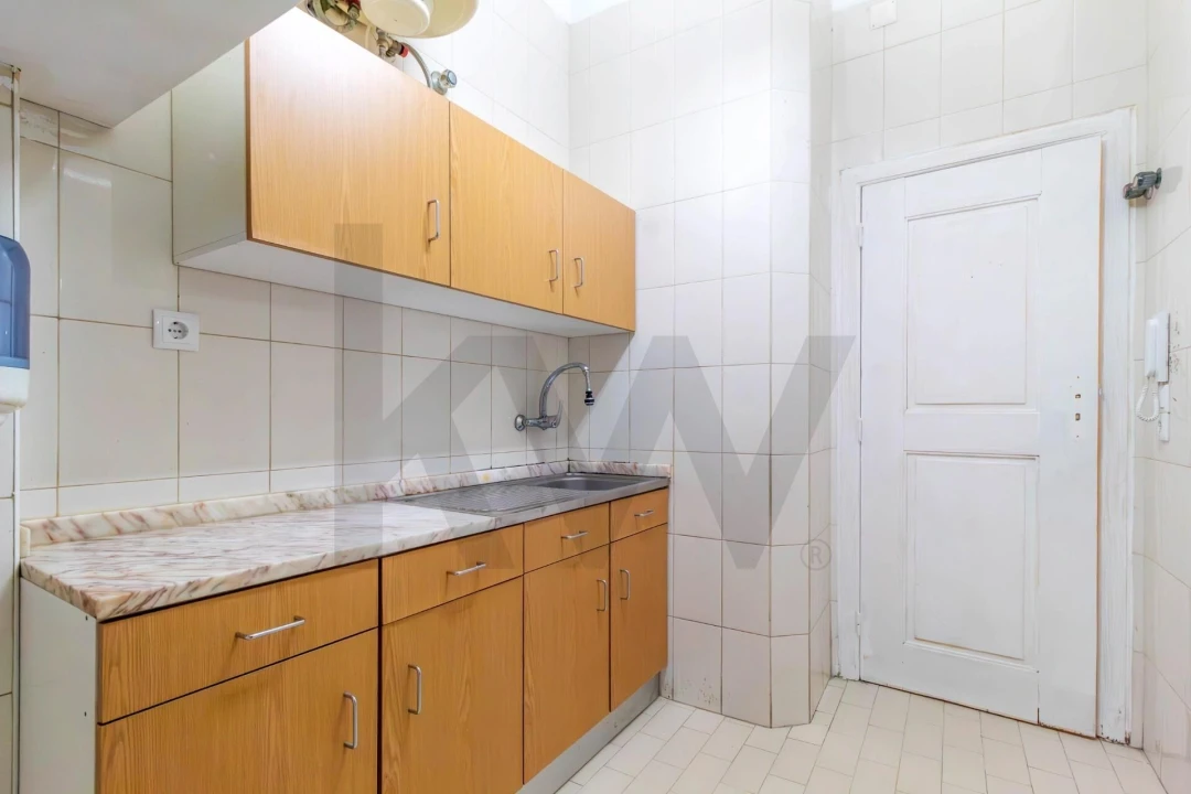 Apartamento T2 para Venda em Cedofeita, Santo Ildefonso, Sé, Miragaia, São Nicolau e Vitória Foto 3