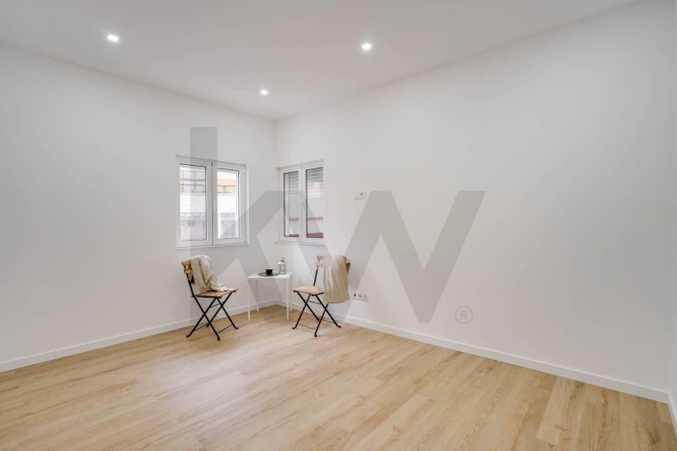 Apartamento T3 para Venda em Barreiro e Lavradio Foto 24