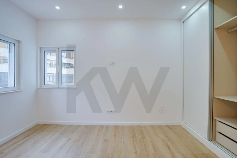 Apartamento T3 para Venda em Barreiro e Lavradio Foto 28