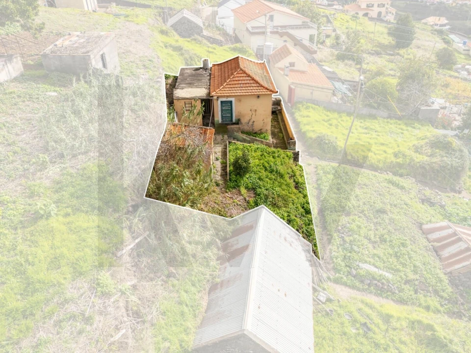 Moradia T3 para Venda em Estreito da Calheta Foto 22