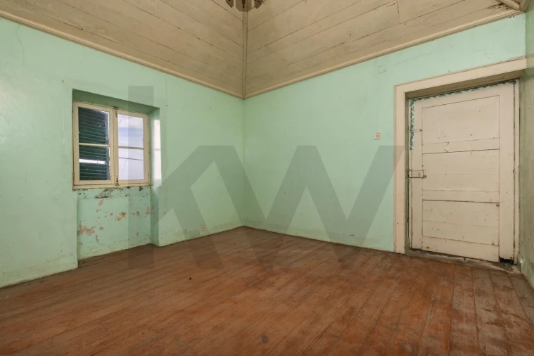 Moradia T3 para Venda em Estreito da Calheta Foto 10