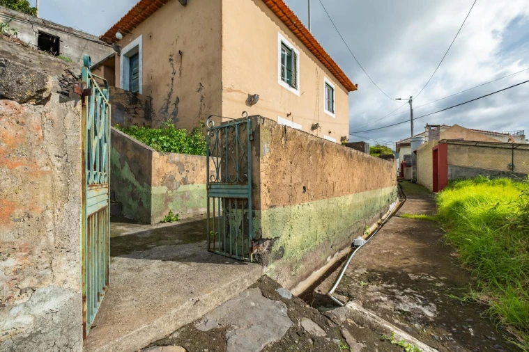 Moradia T3 para Venda em Estreito da Calheta Foto 5