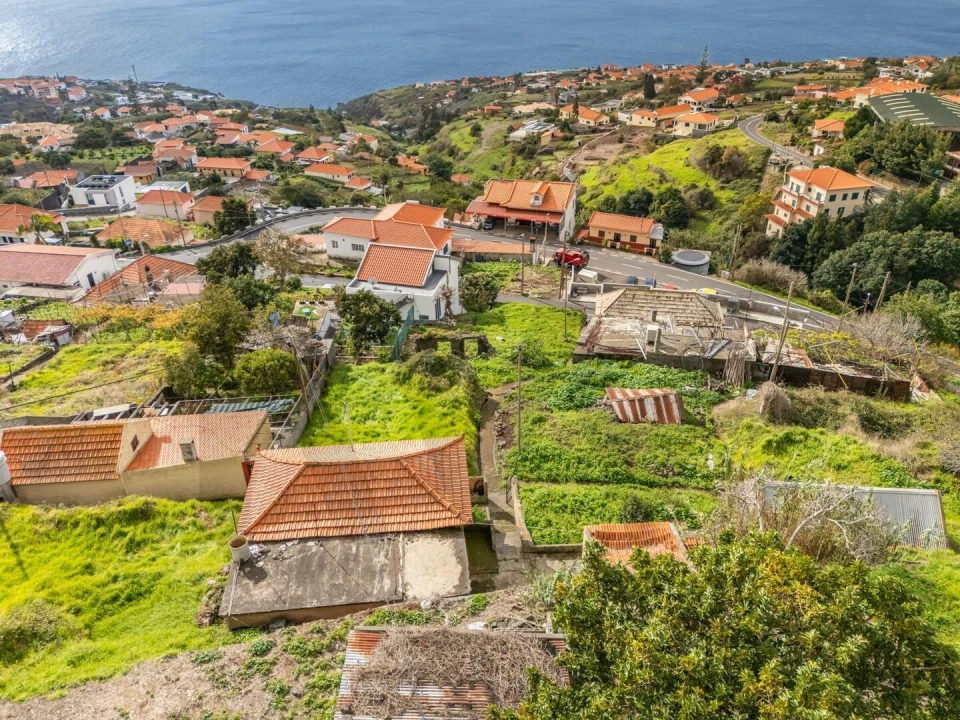 Moradia T3 para Venda em Estreito da Calheta Foto 16