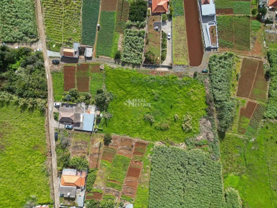 Terreno para Venda em Canhas Foto 20