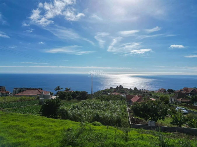 Terreno para Venda em Canhas Foto 2