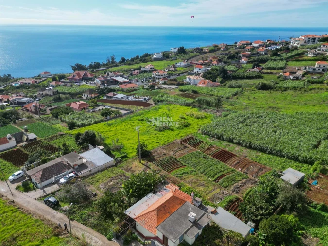 Terreno para Venda em Canhas Foto 11
