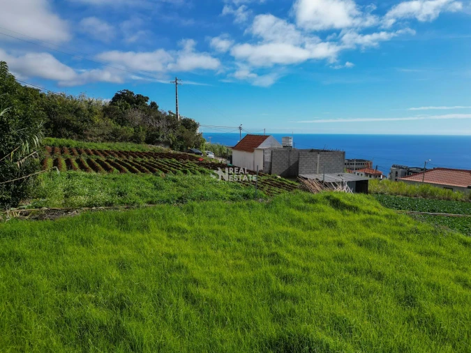 Terreno para Venda em Canhas Foto 9