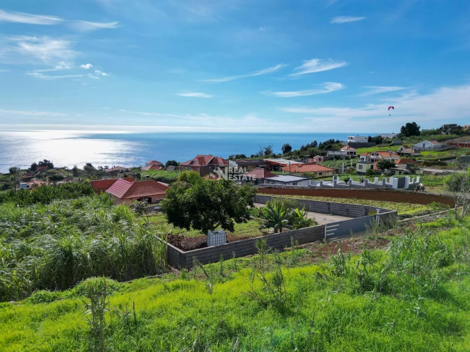 Terreno para Venda em Canhas Foto 3