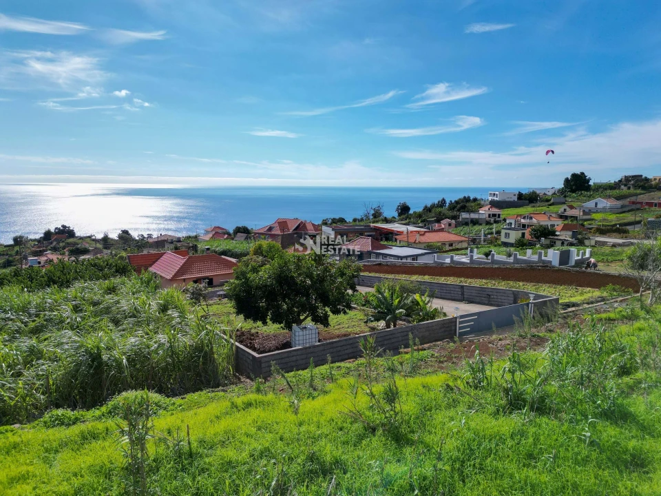 Terreno para Venda em Canhas Foto 3