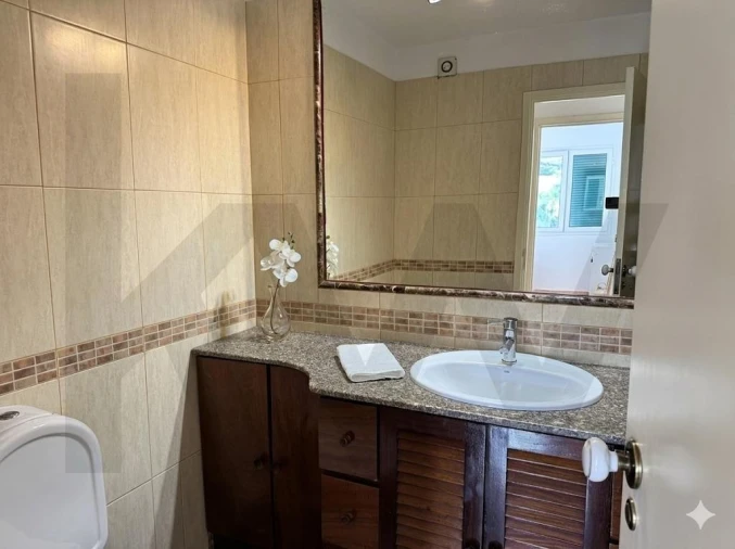 Apartamento T3 para Venda em São Martinho Foto 8