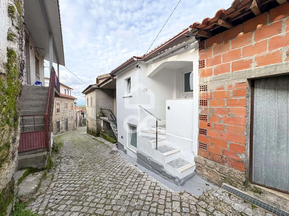 Moradia T1 para Venda em Lordosa Foto 11