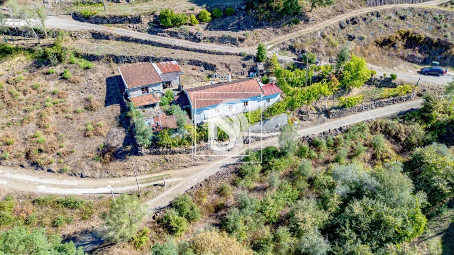 Moradia T2 para Venda em Rebordelo Foto 5