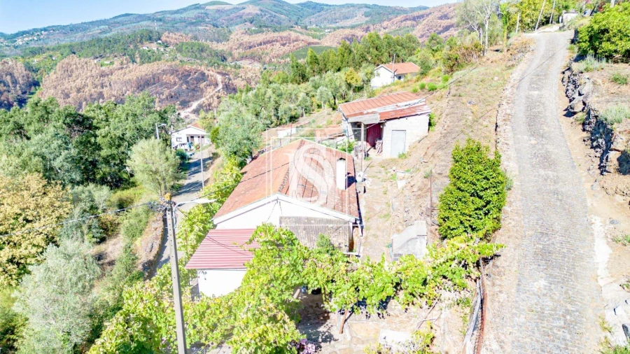 Moradia T2 para Venda em Rebordelo Foto 10