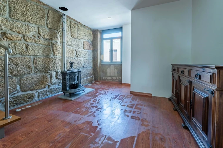 Moradia T3 para Venda em Paranhos Foto 10