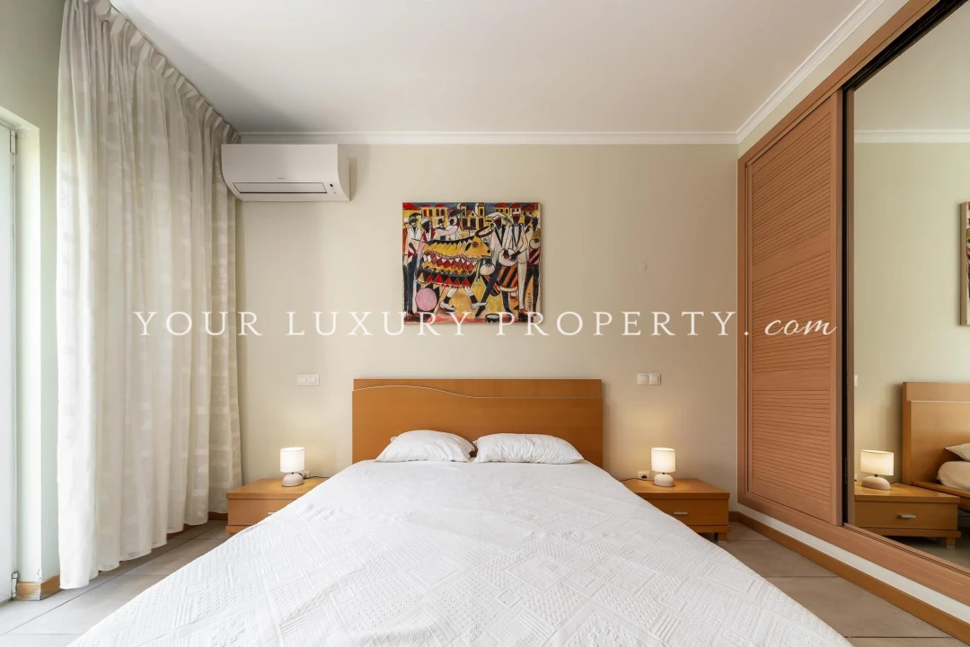 Apartamento T2 para Venda em Almancil Foto 14