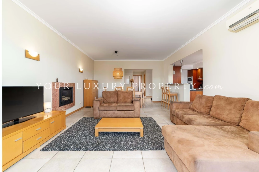 Apartamento T2 para Venda em Almancil Foto 9