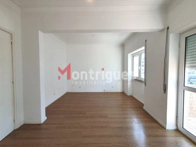 Apartamento T2 para Arrendamento em Montijo e Afonsoeiro Foto 2