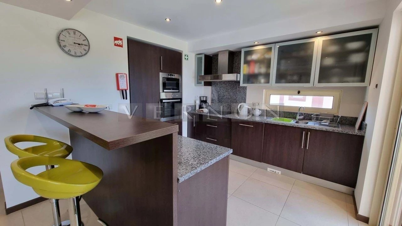 Apartamento T2 para Venda em Lagoa e Carvoeiro Foto 4