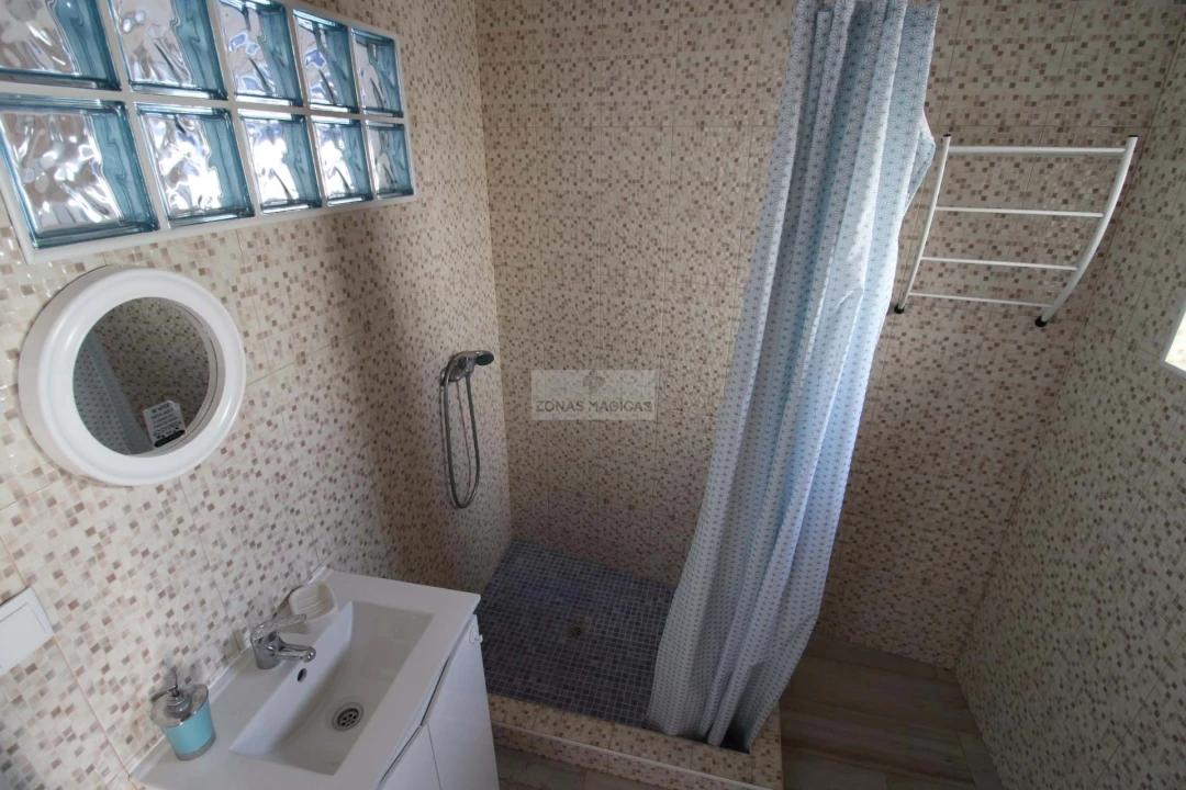 Moradia T2 para Venda em Vila do Bispo e Raposeira Foto 13