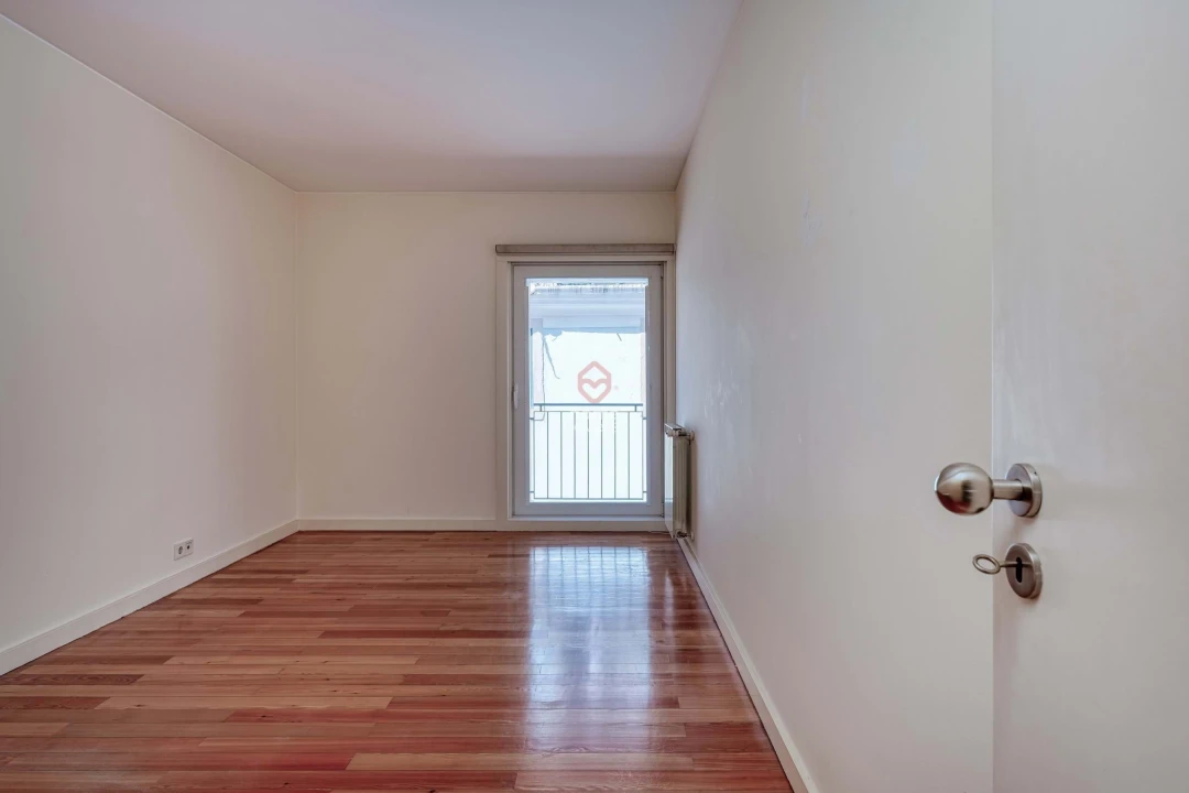 Apartamento T3 para Venda em Misericórdia Foto 11