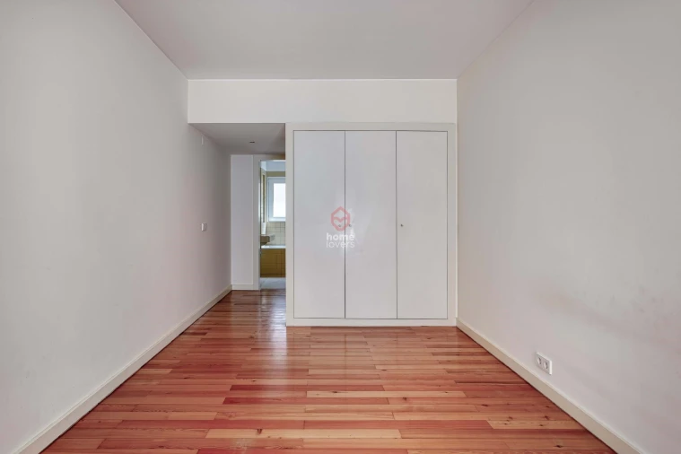 Apartamento T3 para Venda em Misericórdia Foto 14