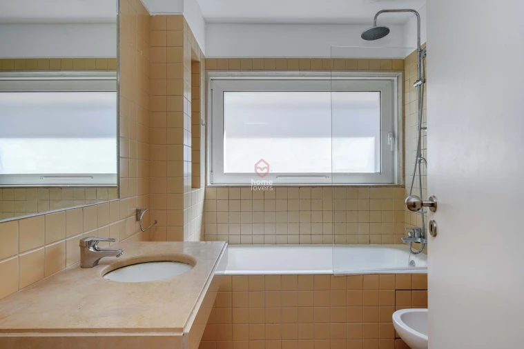 Apartamento T3 para Venda em Misericórdia Foto 17