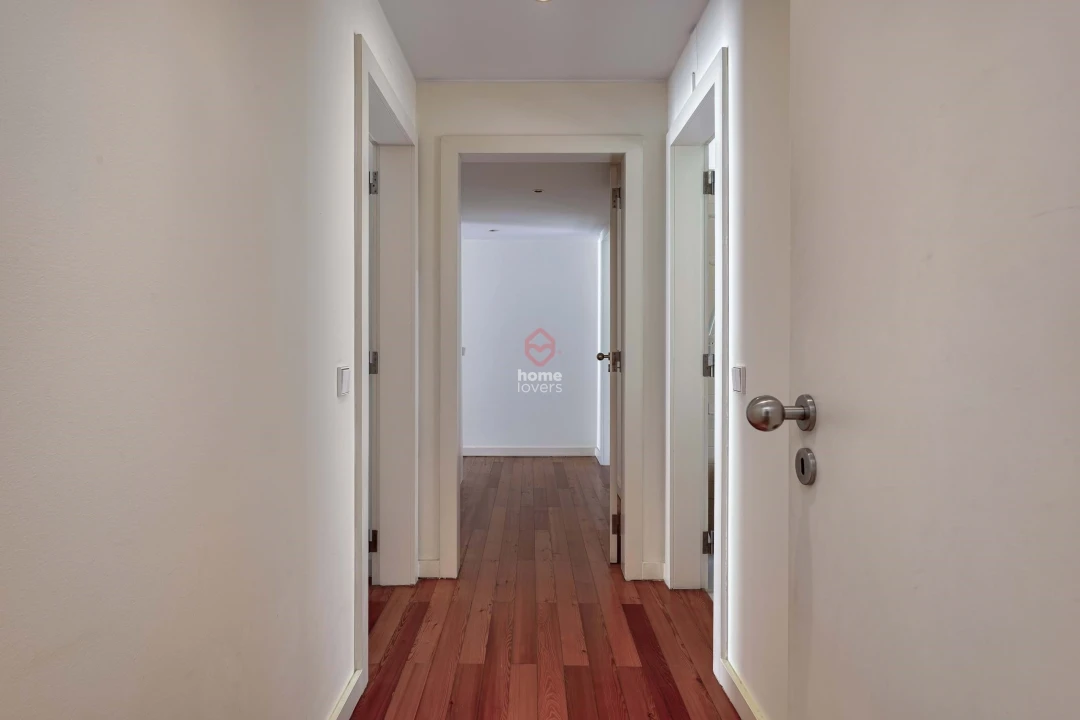 Apartamento T3 para Venda em Misericórdia Foto 10