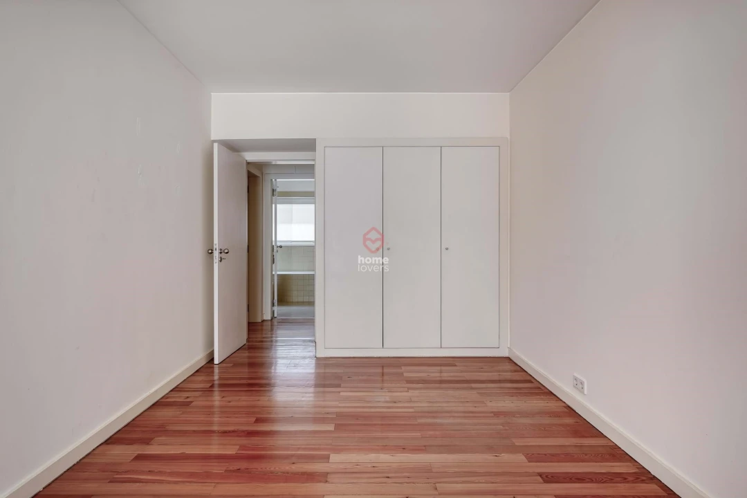 Apartamento T3 para Venda em Misericórdia Foto 12