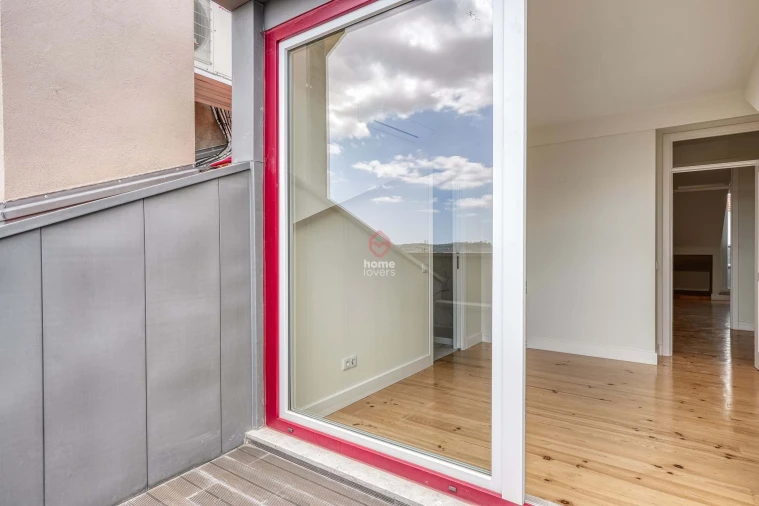 Apartamento T3 para Venda em Alcantara Foto 20