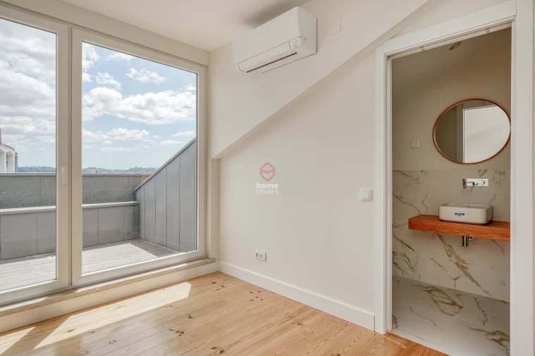 Apartamento T3 para Venda em Alcantara Foto 15