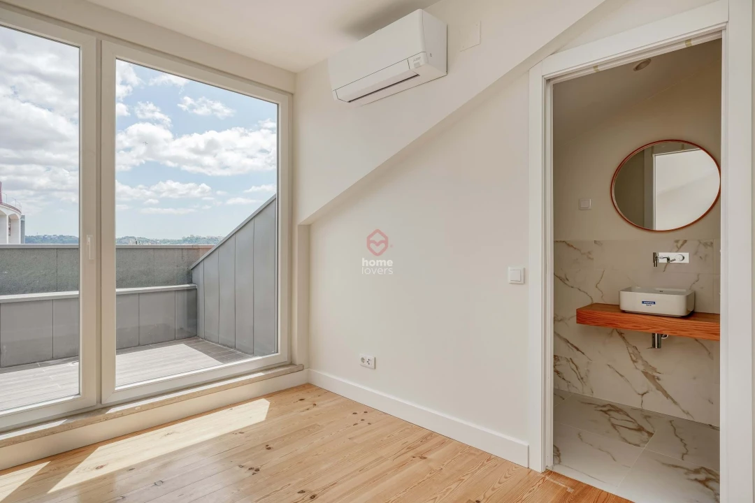 Apartamento T3 para Venda em Alcantara Foto 15