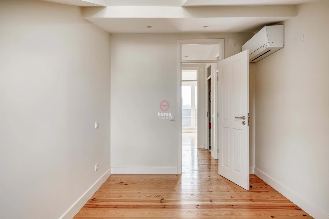 Apartamento T3 para Venda em Alcantara Foto 26