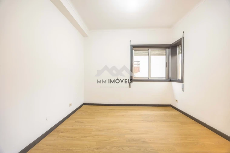 Apartamento T3 para Venda em Rio Tinto Foto 16