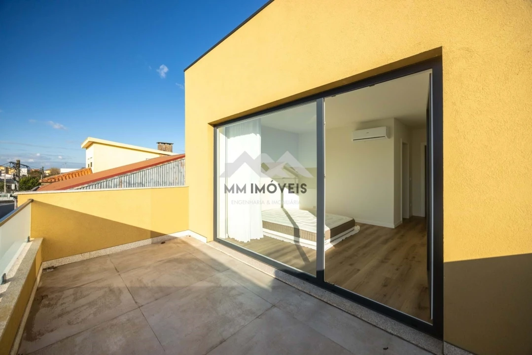 Moradia T4 para Venda em Matosinhos e Leça da Palmeira Foto 48