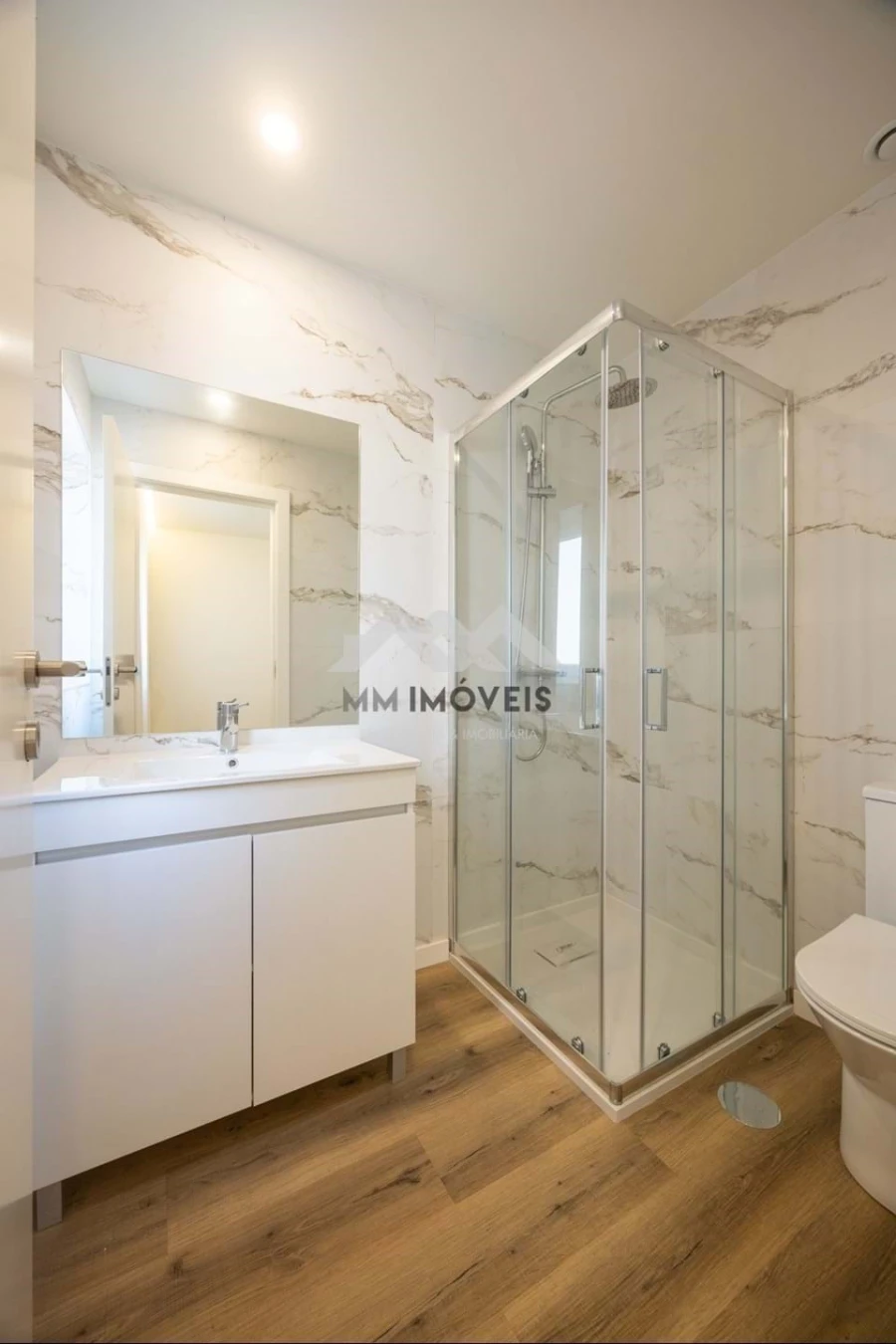 Moradia T4 para Venda em Matosinhos e Leça da Palmeira Foto 40