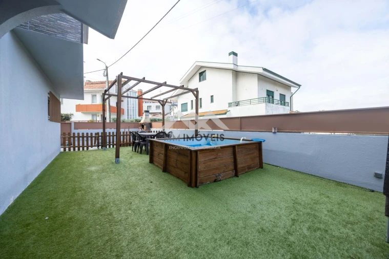 Moradia T3 para Venda em Gondomar (São Cosme), Valbom e Jovim Foto 3