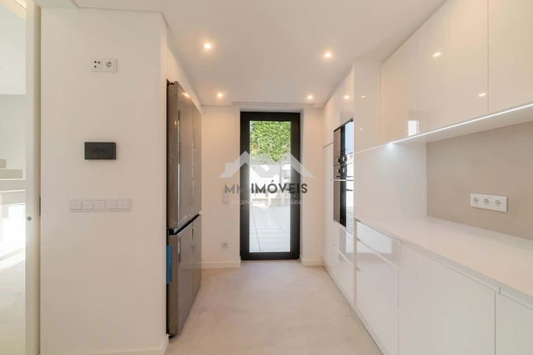 Moradia T3 para Venda em Santa Marinha e São Pedro da Afurada Foto 67