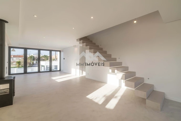 Moradia T3 para Venda em Santa Marinha e São Pedro da Afurada Foto 44