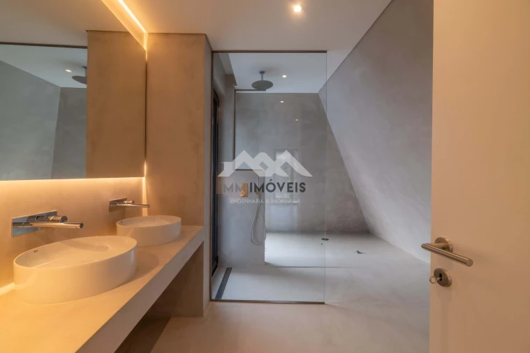 Moradia T3 para Venda em Santa Marinha e São Pedro da Afurada Foto 35