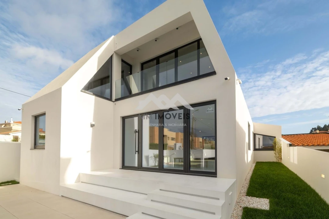 Moradia T3 para Venda em Santa Marinha e São Pedro da Afurada Foto 57