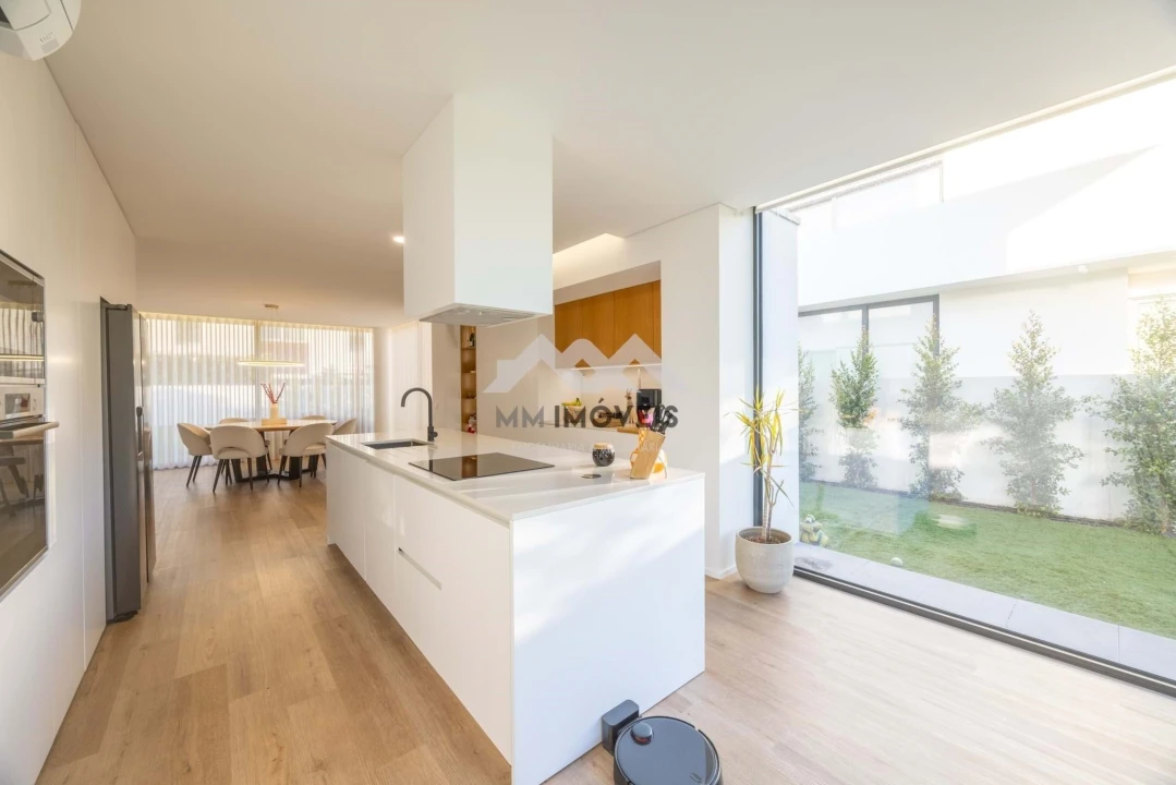 Moradia T3 para Venda em Vila Chã Foto 47