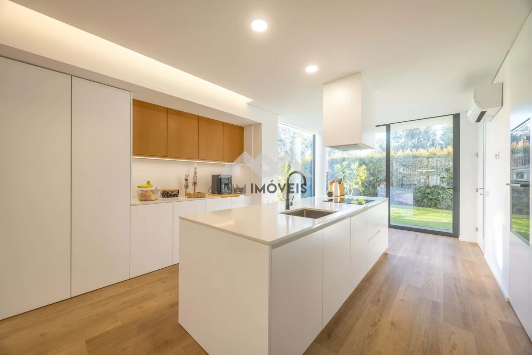 Moradia T3 para Venda em Vila Chã Foto 23