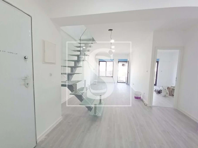 Apartamento T4 para Venda em Costa da Caparica Foto 2