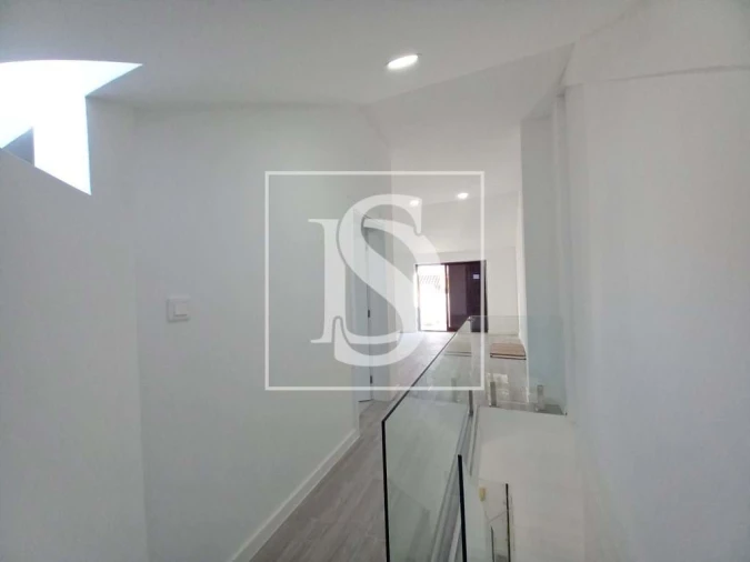 Apartamento T4 para Venda em Costa da Caparica Foto 22